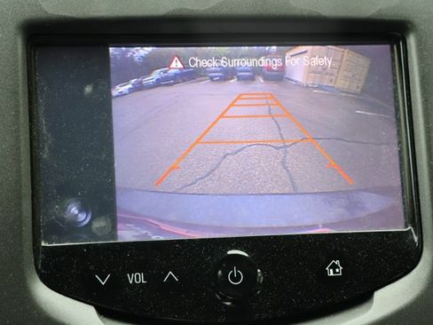 Used 2015 Chevrolet Sonic LT FWD image 15