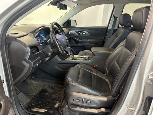 Used 2019 Chevrolet Traverse Premier w/ Redline Edition FWD image 12