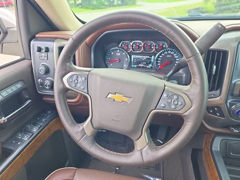 Certified 2018 Chevrolet Silverado 1500 High Country w/ High Desert Package AWD/4WD image 15
