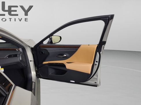 New 2025 Lexus ES 350 w/ Premium Package image 34