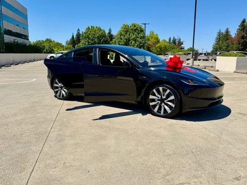 Used 2025 Tesla Model 3 RWD image 25
