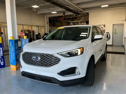 Used 2024 Ford Edge SEL w/ Convenience Package AWD/4WD image 5