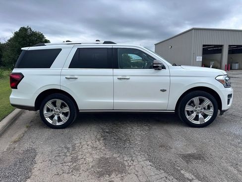 Used 2024 Ford Expedition King Ranch AWD/4WD image 5