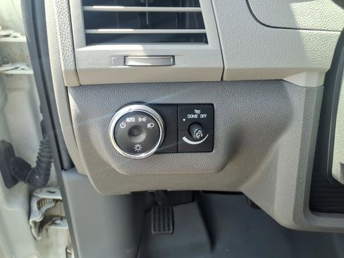 Used 2012 Chevrolet Traverse LS FWD image 14