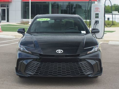 Used 2026 Toyota Camry SE FWD image 24