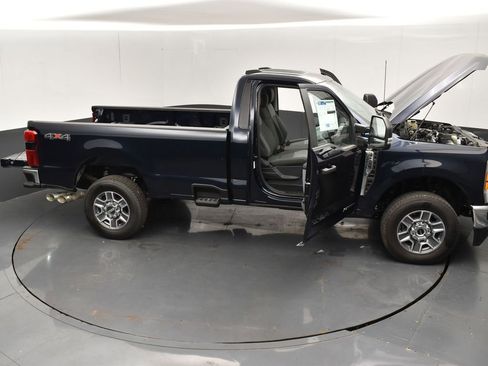 New 2025 Ford F250 XLT w/ 360-Degree Camera Package image 32