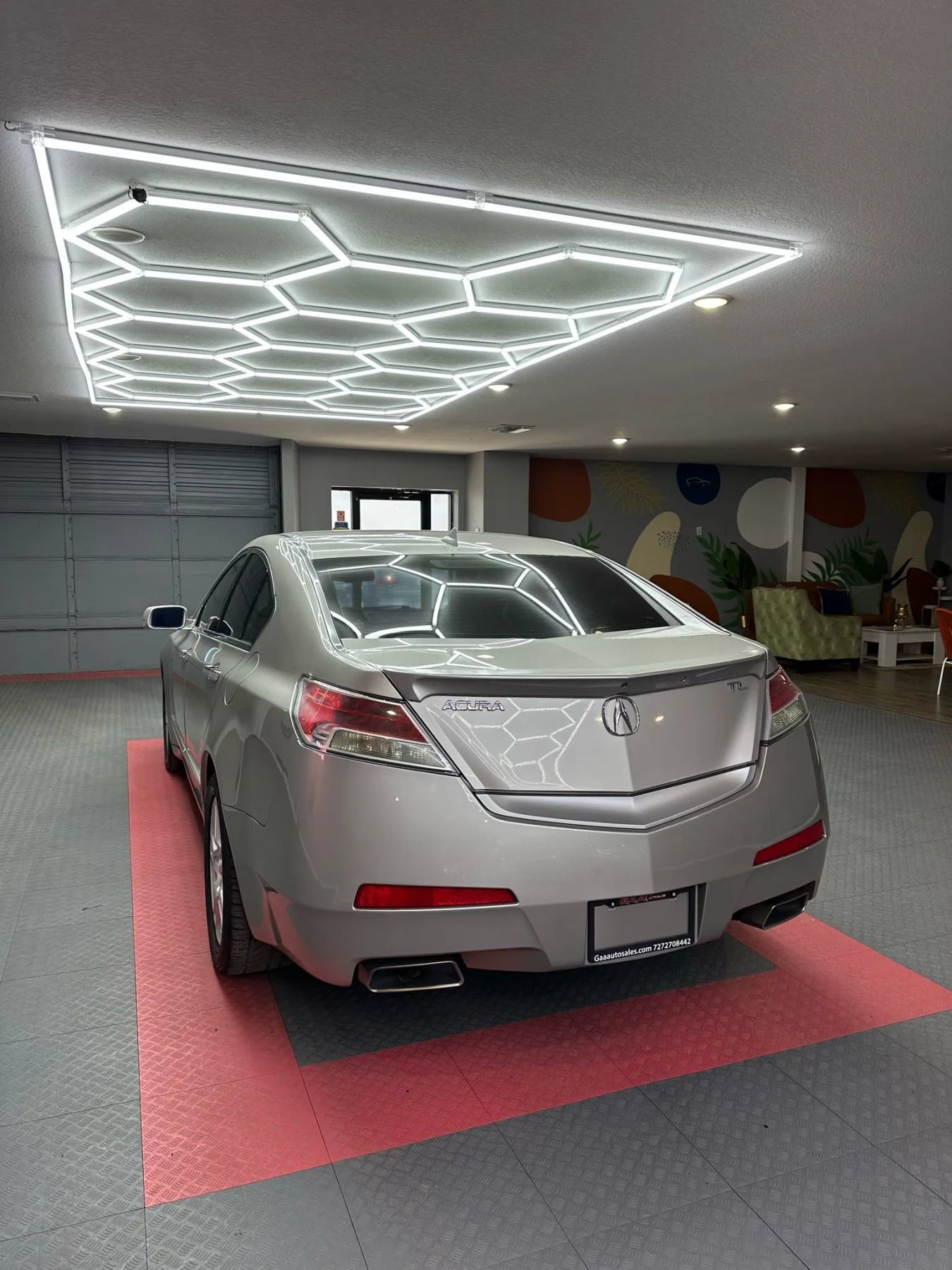 Used 2011 Acura TL w/ Technology Package FWD image 4