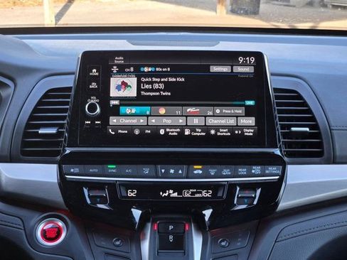 Used 2025 Honda Odyssey Sport-L image 18