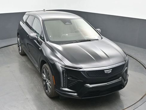 New 2026 Cadillac Optiq Sport 2 w/ LPO, Floor Liner Package image 45