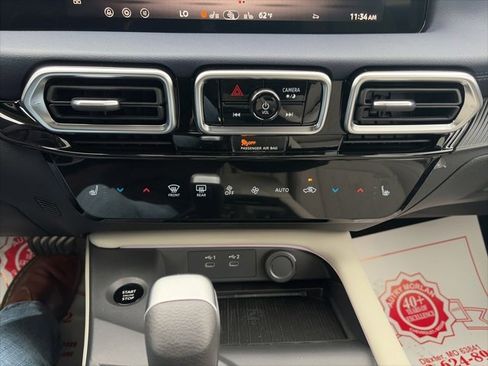 New 2026 Nissan Sentra SL w/ Floor Mat Package image 23