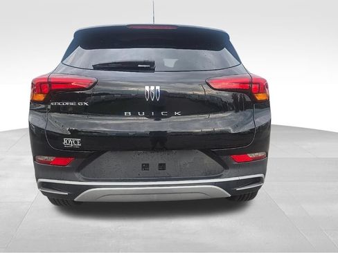 Certified 2024 Buick Encore GX Preferred FWD image 4