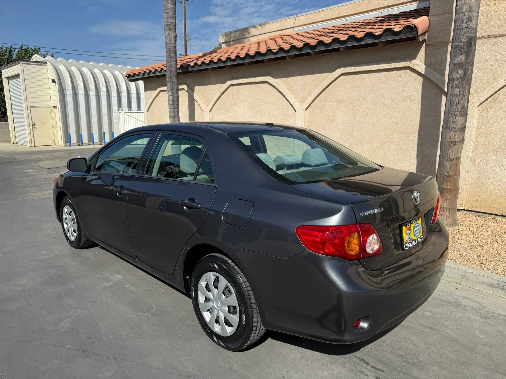 Used 2010 Toyota Corolla LE w/ All Weather Guard Pkg FWD image 6