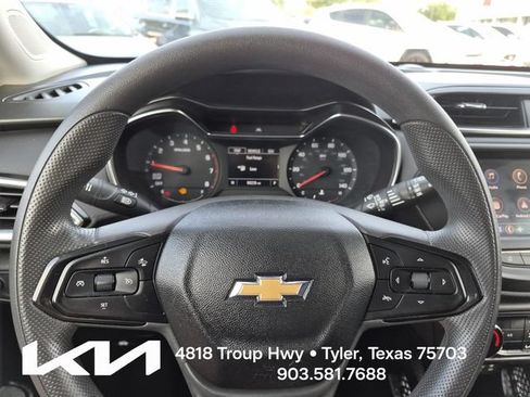 Used 2022 Chevrolet TrailBlazer LT FWD image 27