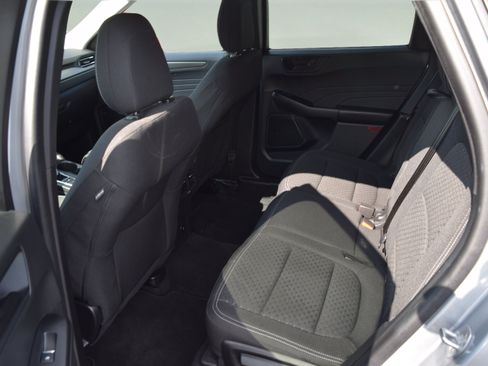Used 2023 Ford Escape Active AWD/4WD image 9