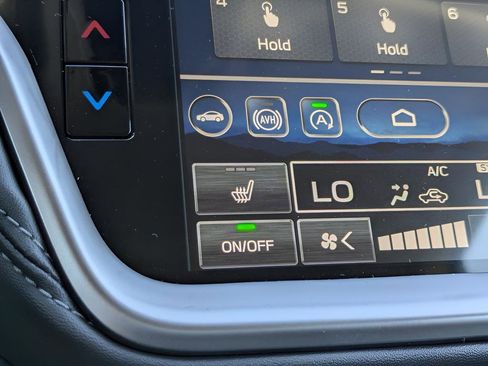 Certified 2025 Subaru Outback Premium AWD/4WD image 18