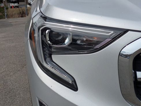 Used 2019 GMC Terrain SLT image 10