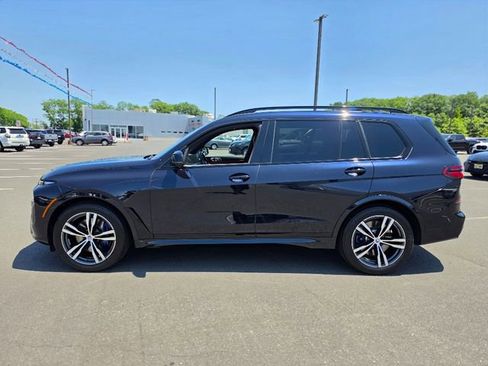 Used 2023 BMW X7 M60i w/ Executive Package AWD/4WD image 4
