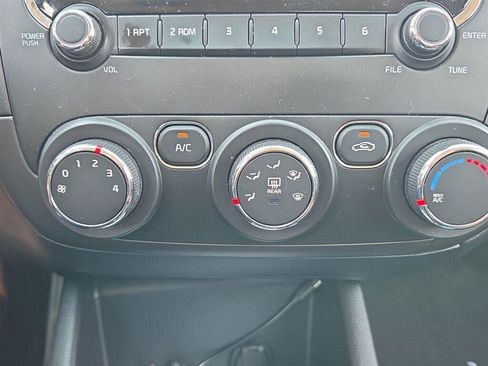 Used 2017 Kia Forte LX FWD image 18