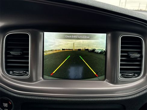 Used 2023 Dodge Charger SXT image 17
