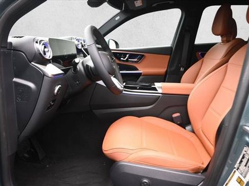 New 2026 Mercedes-Benz GLC 300 4MATIC image 9