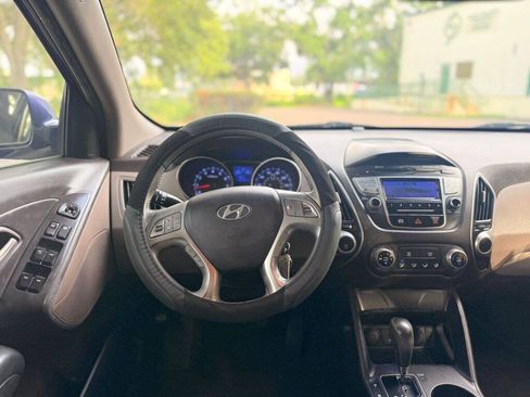 Used 2012 Hyundai Tucson GLS FWD image 14