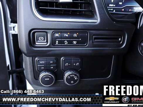 Certified 2023 Chevrolet Suburban Z71 w/ Luxury Package image 22