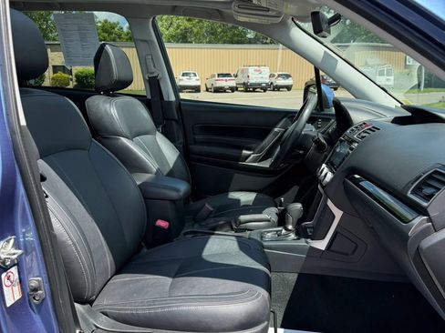 Used 2018 Subaru Forester 2.5i Touring w/ Popular Package #2 AWD/4WD image 19