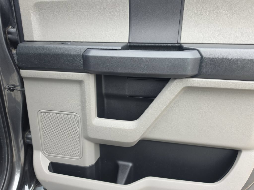 Used 2016 Ford F150 XL w/ Equipment Group 101A Mid AWD/4WD image 22