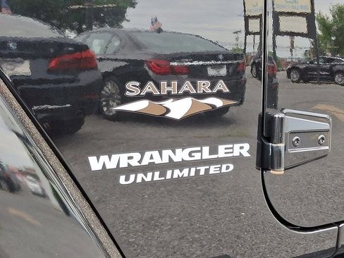 Used 2016 Jeep Wrangler Unlimited Sahara w/ Trailer Tow Group image 28