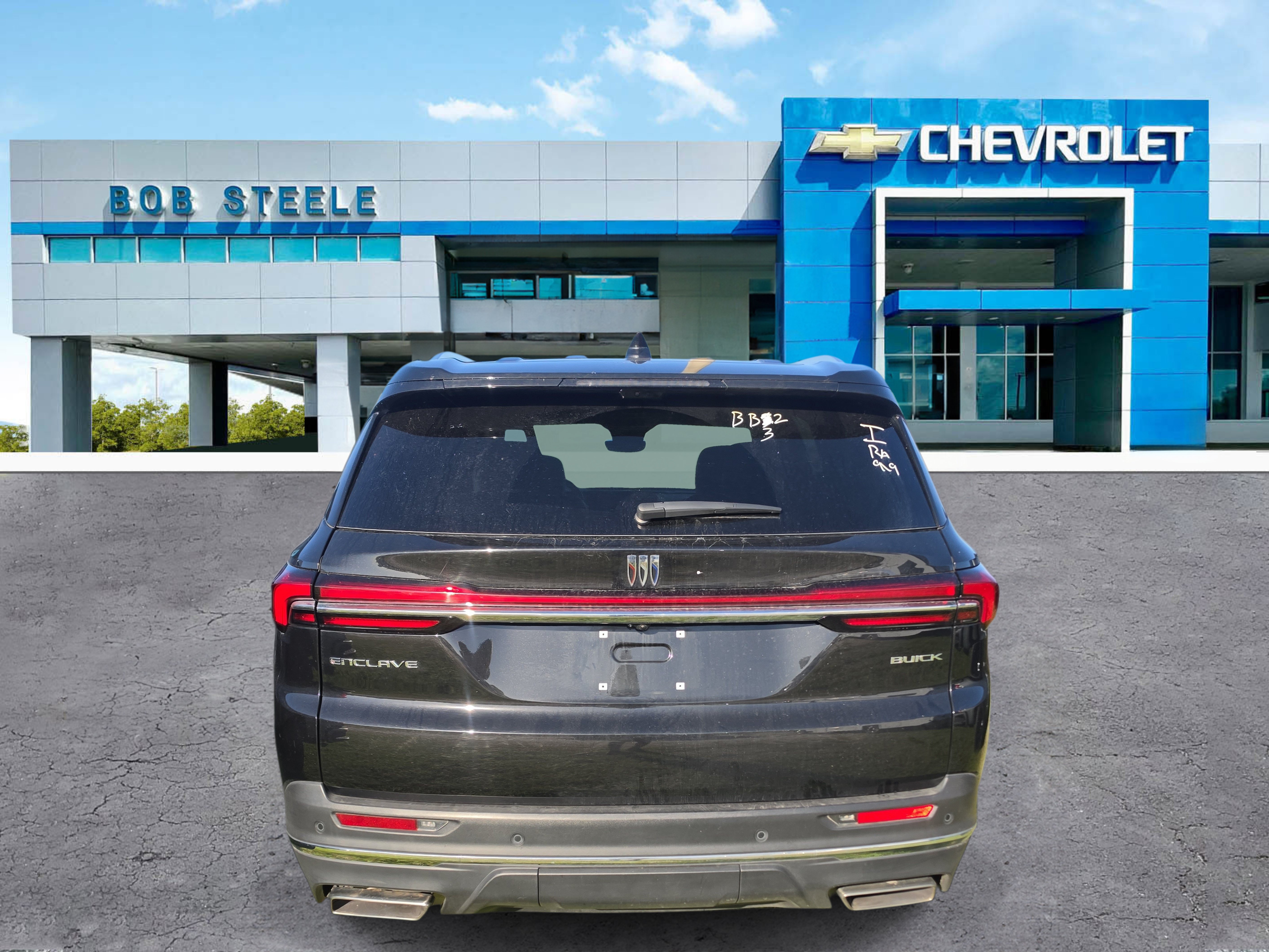 Used 2026 Buick Enclave Preferred w/ Power Package FWD image 4