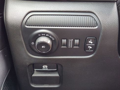 Used 2022 Jeep Wagoneer Series III w/ Flexible Seating Group AWD/4WD image 30