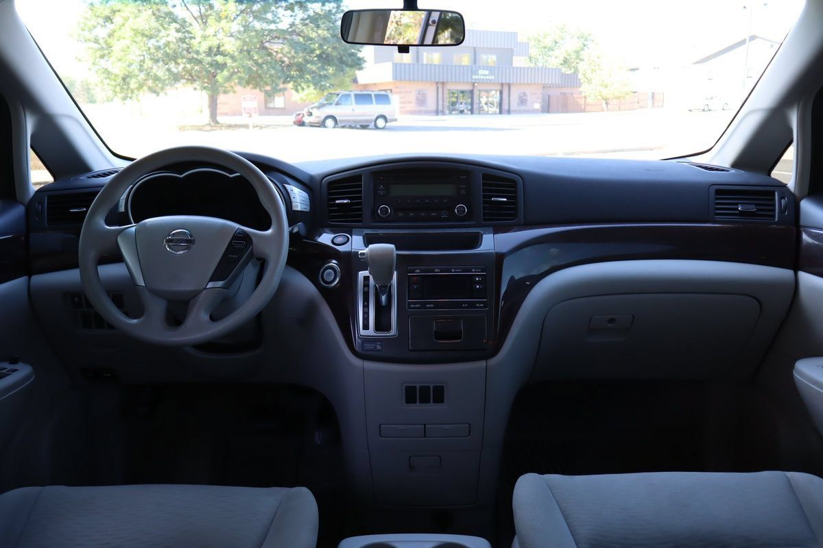 Used 2014 Nissan Quest S FWD image 16