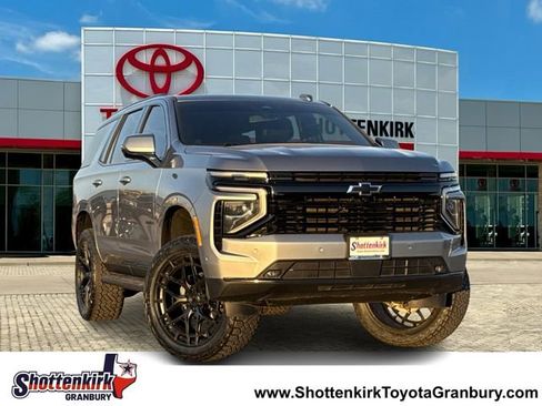 Used 2025 Chevrolet Tahoe RST w/ Comfort Package image 1