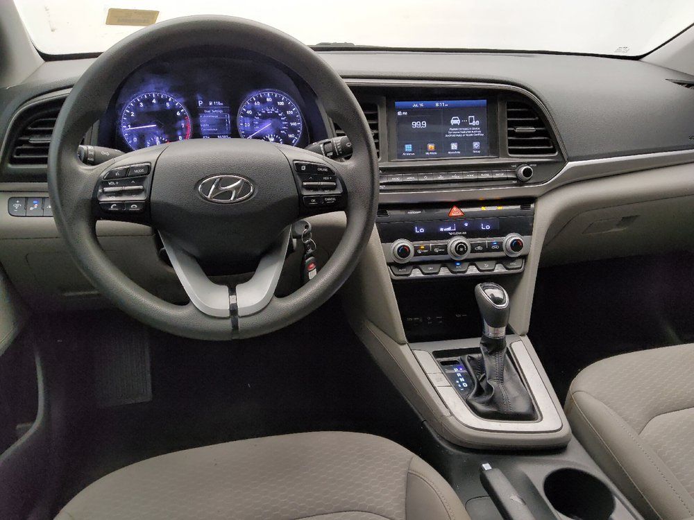 Used 2020 Hyundai Elantra SEL FWD image 22