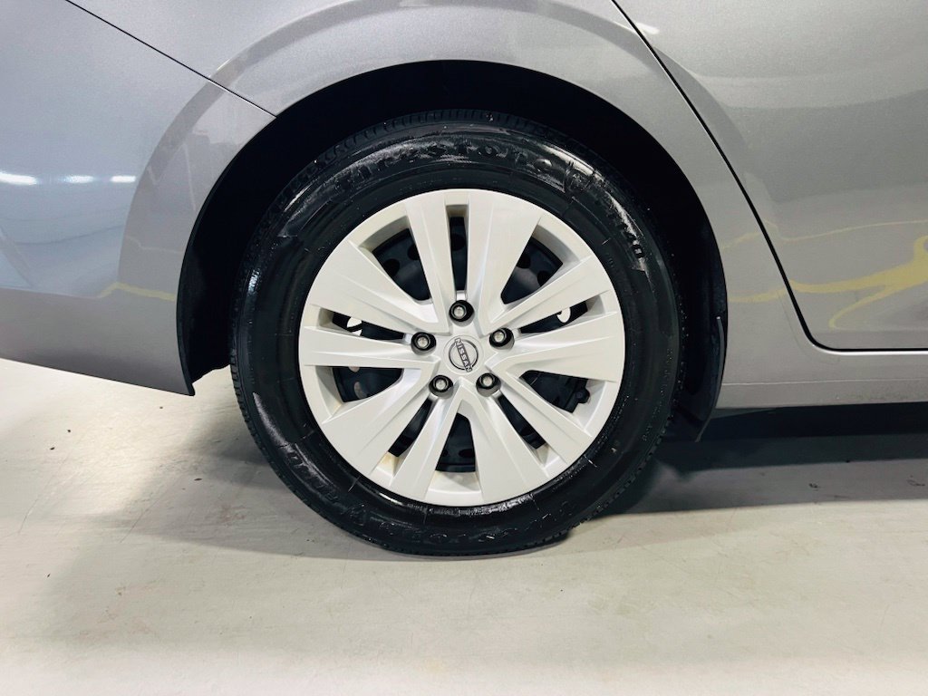 Used 2025 Nissan Sentra S FWD image 10