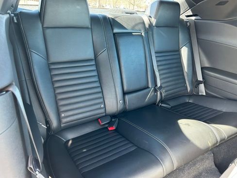 Used 2010 Dodge Challenger R/T image 28