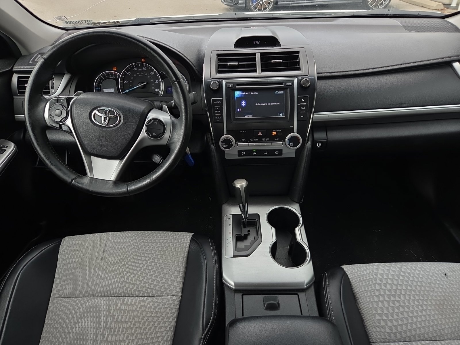 Used 2014 Toyota Camry SE FWD image 21