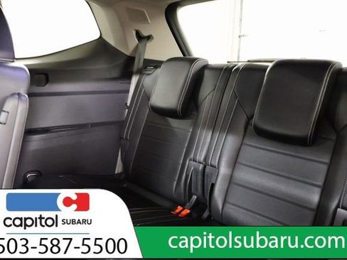 Used 2021 Volkswagen Atlas SEL Premium image 32