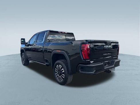 New 2026 GMC Sierra 2500 Denali Ultimate image 6