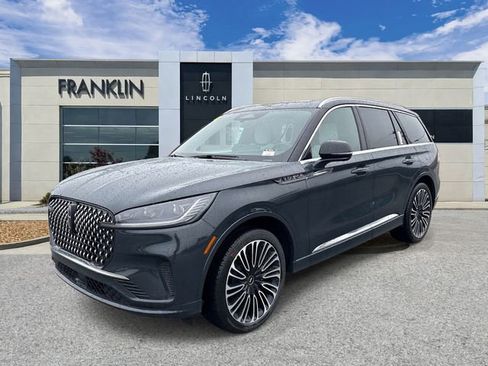 New 2026 Lincoln Aviator Black Label w/ Dynamic Handling Package AWD/4WD image 3