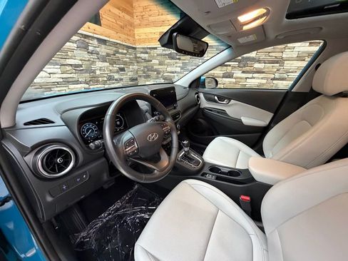 Used 2022 Hyundai Kona Limited image 10