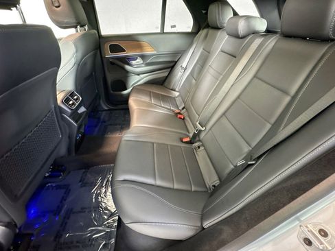 Certified 2025 Mercedes-Benz GLE 350 4MATIC w/ Winter Package image 23