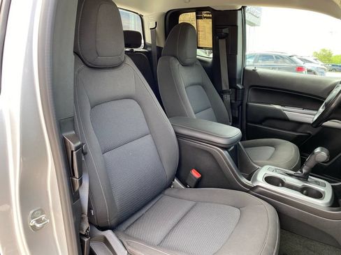 Used 2018 Chevrolet Colorado LT w/ LT Convenience Package RWD image 31