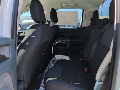 New 2026 Ford Maverick XL image 14