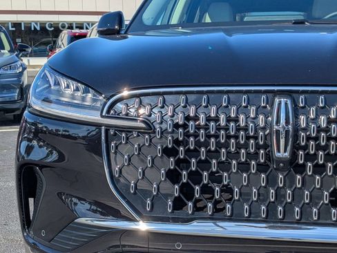 New 2026 Lincoln Aviator 2WD image 10