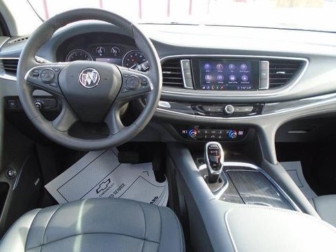 Used 2020 Buick Enclave Essence w/ Sound and Sites Package AWD/4WD image 20