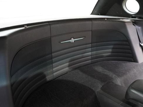 Used 2002 Ford Thunderbird image 31