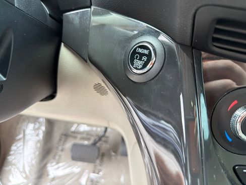 Used 2014 Ford Escape Titanium FWD image 24