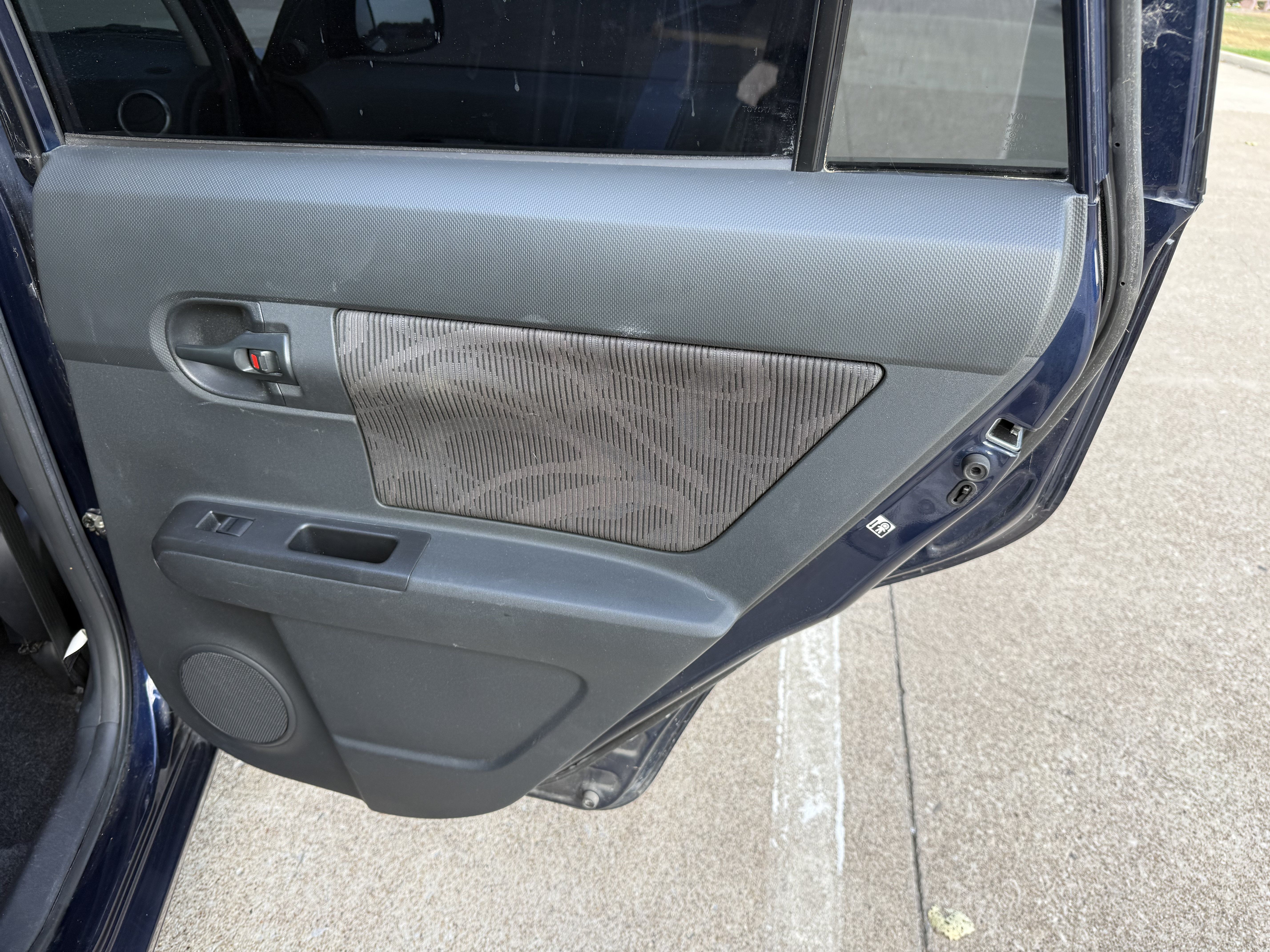 Used 2014 Scion xB FWD image 13