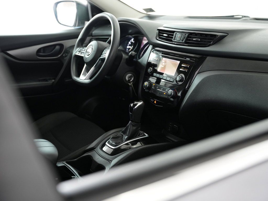 Used 2018 Nissan Rogue Sport S FWD image 47